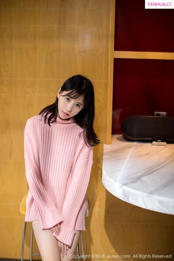 Ellie艾栗栗  温柔贴心护士艾栗栗 甜美清纯的粉色内衣第31张图片